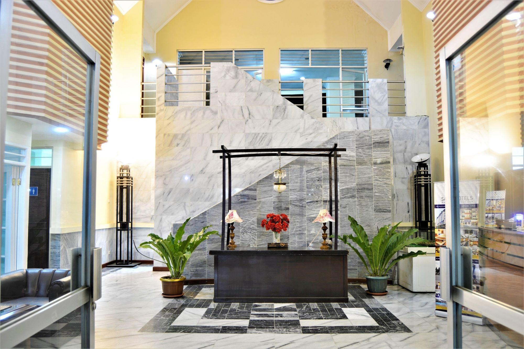 Zen Rooms Basic Cipanas Km.78 Exterior photo